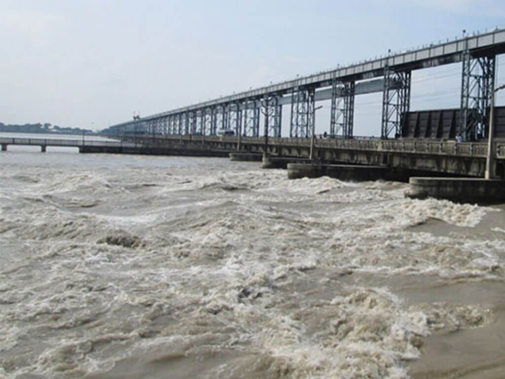वर्षा रोकिएसँगै सप्तकोशी नदीको वहाव घट्दो