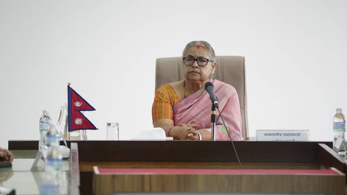 प्रधानमन्त्री कार्की र निर्वाचन आयोगका पदाधिकारीबीच छलफल