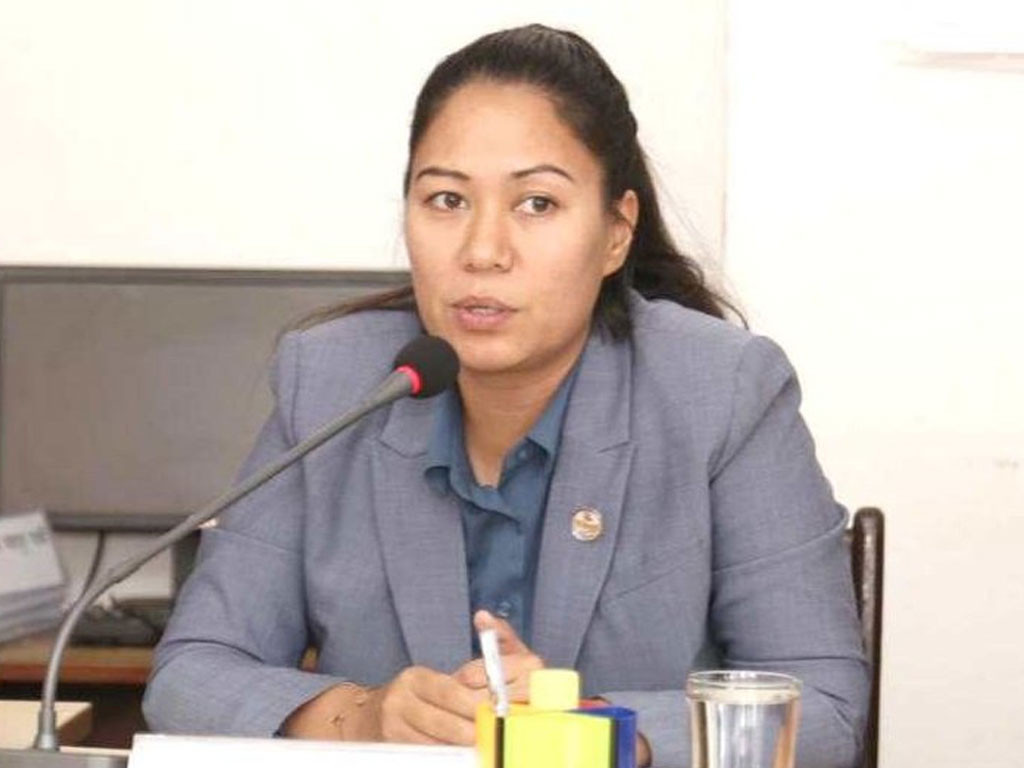 सुमनाले रास्वपा छाडिन्