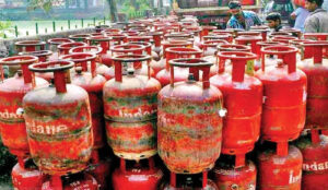 ग्यास संकटले भारतका रेस्टुरेन्ट जोखिममा, व्यवसाय बन्द हुनसक्ने चेतावनी