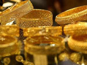 झन्डै तीन हजारले घट्यो सुनको मूल्य, कतिमा हुँदैछ कारोबार?