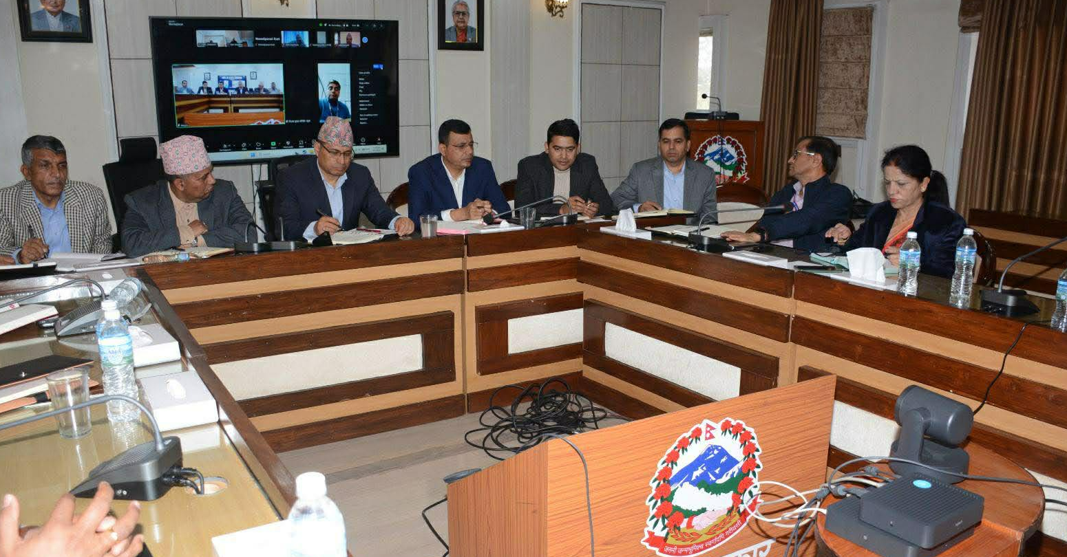 गृह मन्त्रालयले भन्यो– ७७ वटै जिल्लामा निर्वाचनको सम्पूर्ण तयारी पूरा