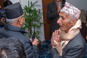 एमाले अध्यक्ष केपी शर्मा ओलीलाई पितृशोक