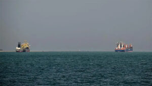 स्ट्रेट अफ हर्मुज पूर्ण रूपमा खुला, तेलको मूल्यमा उच्च गिरावट