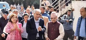 सर्वोच्च अदालतले देउवा दम्पत्तिसँग छलफल गर्ने